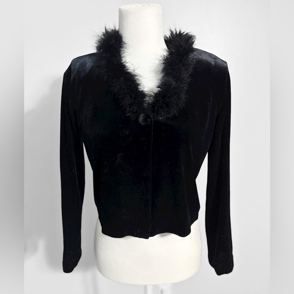 Marian & Maral Vintage Feather Velvet Topper